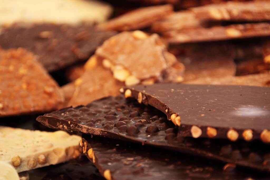 Cosa succede a chi mangia cioccolato fondente per il cuore, la memoria e abbassare l’indice glicemico? Incredibile